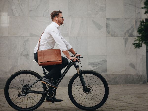 Rowerowa elegancja: Unikalne i stylowe rowery dla miłośników estetyki