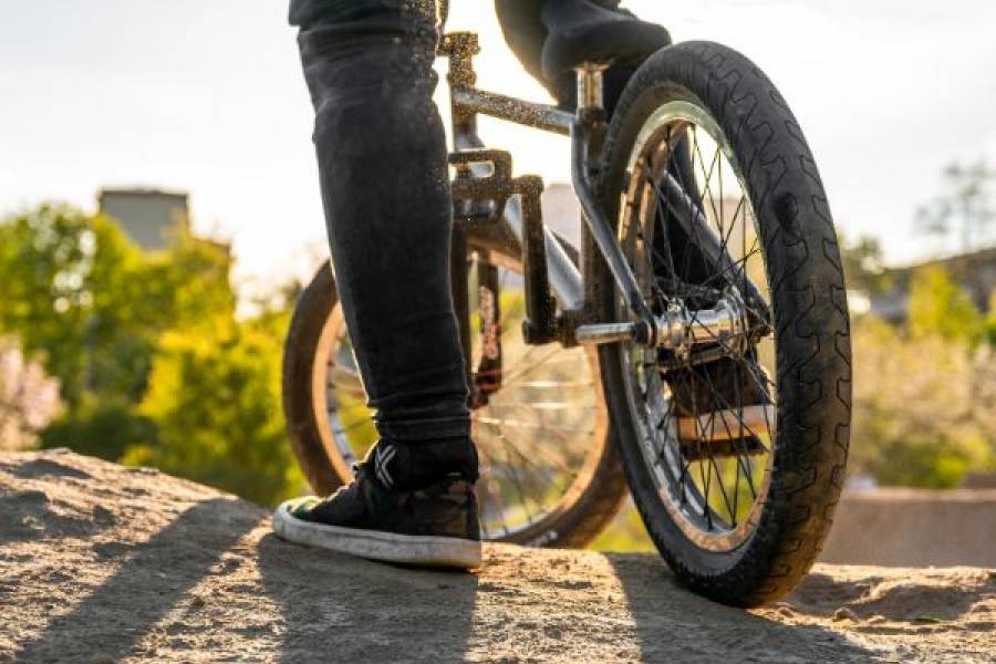 Rowery BMX: Adrenalina i styl dla młodych pasjonatów jazdy na dwóch kółkach
